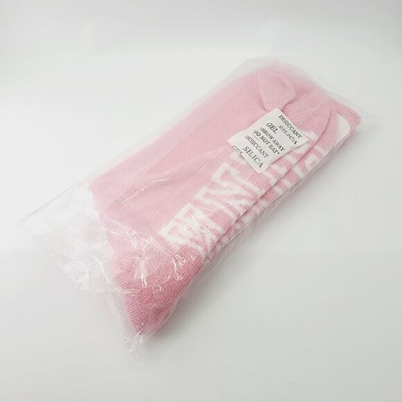 NWT! Victoria's Secret Pink Warm & Cozy Gift Cozy Socks - Picture 7 of 7
